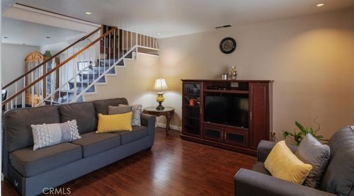 3-916 E 65th St, Inglewood, CA, 90302 | Card Image