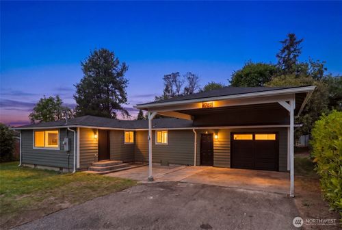 4737 Se Foss Rd, Port Orchard, WA, 98366-3967 | Card Image