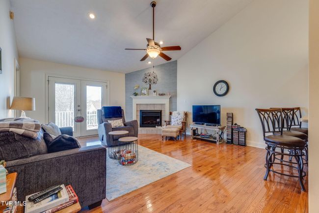 20413 - 20413 Turfway Ln, Condo with 2 bedrooms, 2 bathrooms and null parking in Abingdon VA | Image 4