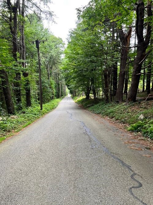 f-34 South Rd, Sturbridge, MA, 01566-1403 | Card Image