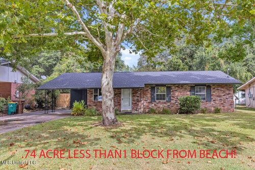 216 Buena Vista Dr, Long Beach, MS, 39560-5705 | Card Image