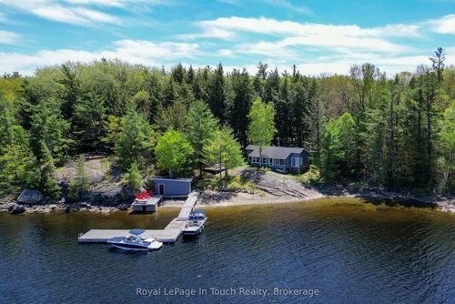 15052 Georgian Bay Rd, Honey Harbour, ON, P0E1E0 | Card Image