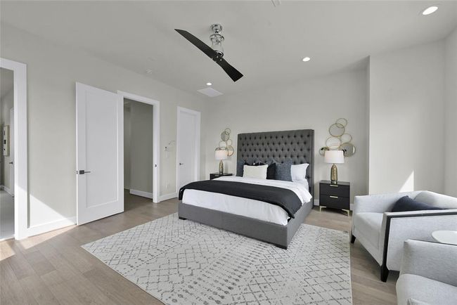 B - 2808 Cary St, House other with 3 bedrooms, 4 bathrooms and null parking in Houston TX | Image 18