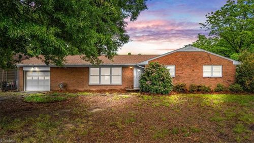 288 Frye Bridge Road, Clemmons, NC, 27012 | Card Image