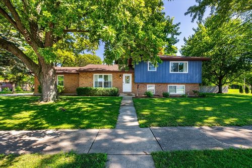 5 Redstart Rd, Naperville, IL, 60565-2317 | Card Image