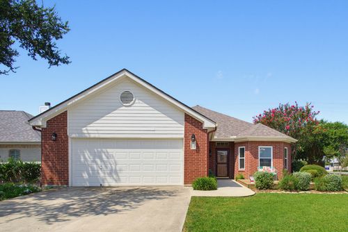 2621 Deer Stand Loop, San Marcos, TX, 78666-5138 | Card Image