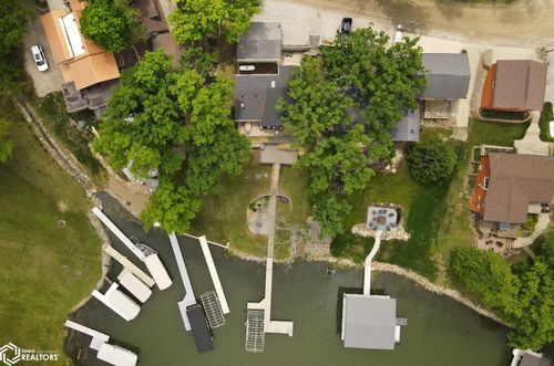 207 Cottage Ln, Montezuma, IA, 50171-8486 | Card Image