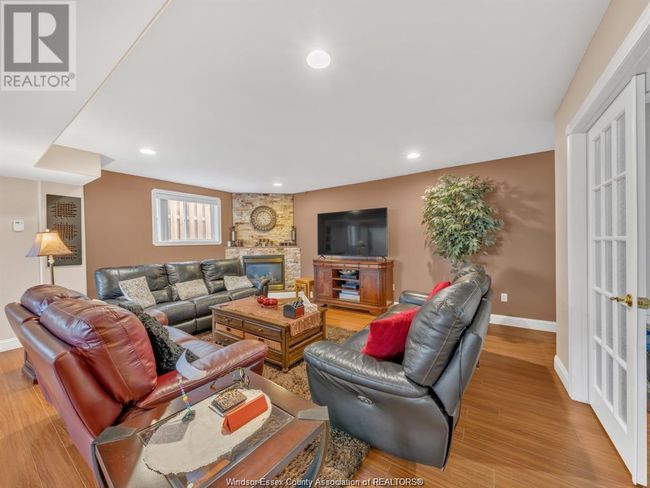 1840 St. Christopher Crt, House other with 4 bedrooms, 3 bathrooms and null parking in Windsor ON | Image 32