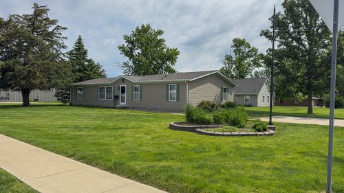301 Oak St, Minonk, IL, 61760-1522 | Card Image