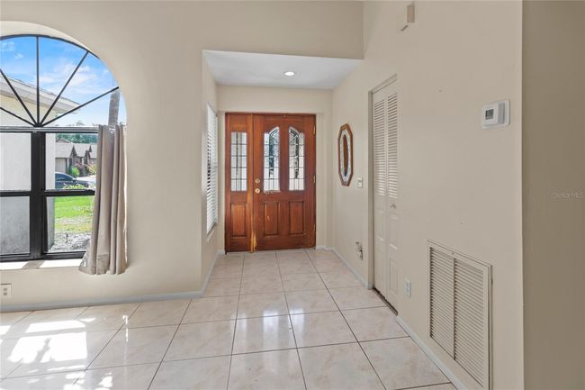 4805 Cypress Lake Ct, House other with 3 bedrooms, 2 bathrooms and null parking in SARASOTA FL | Image 5
