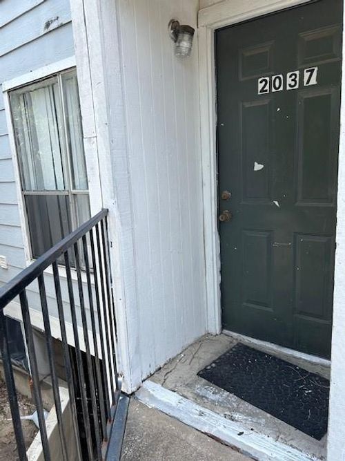 apt-2037-781 Country Place Dr, Houston, TX, 77079-5566 | Card Image