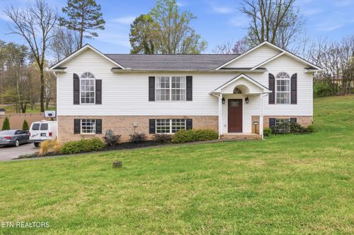 1507 Water Lily Ln, Maryville, TN, 37801-5124 | Card Image