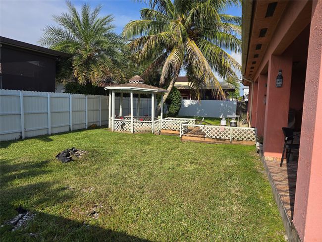 15413 Sw 184th St, House other with 4 bedrooms, 2 bathrooms and null parking in Miami FL | Image 19