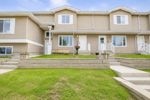 114-9105 91 Street, Grande Prairie, AB, T8X0E6 | Card Image
