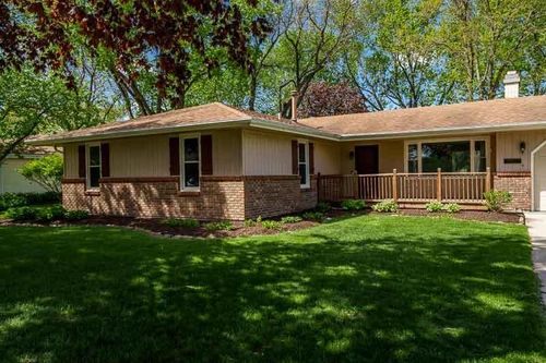 2197 Arnold Ave, Rockford, IL, 61108-8163 | Card Image