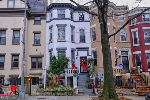 8 Rhode Island Ave Nw, WASHINGTON, DC, 20001-1007 | Card Image
