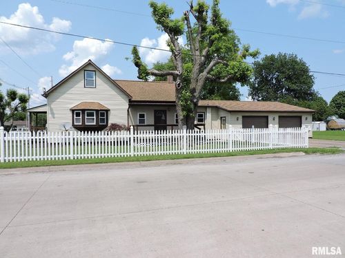 902 N Sparta St, Steeleville, IL, 62288-1233 | Card Image