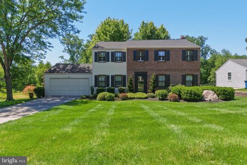 716 Wilson Cir, WEST CHESTER, PA, 19382-5575 | Card Image