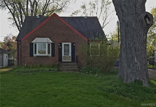 114 Westcliff Dr, West Seneca, NY, 14224-2840 | Card Image