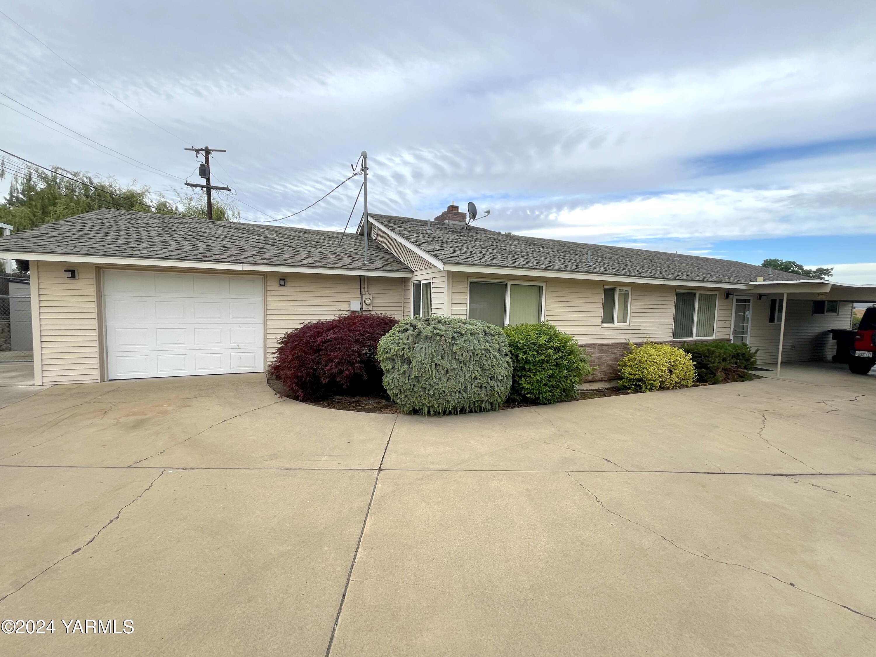 66th Ave, Yakima, WA 98908