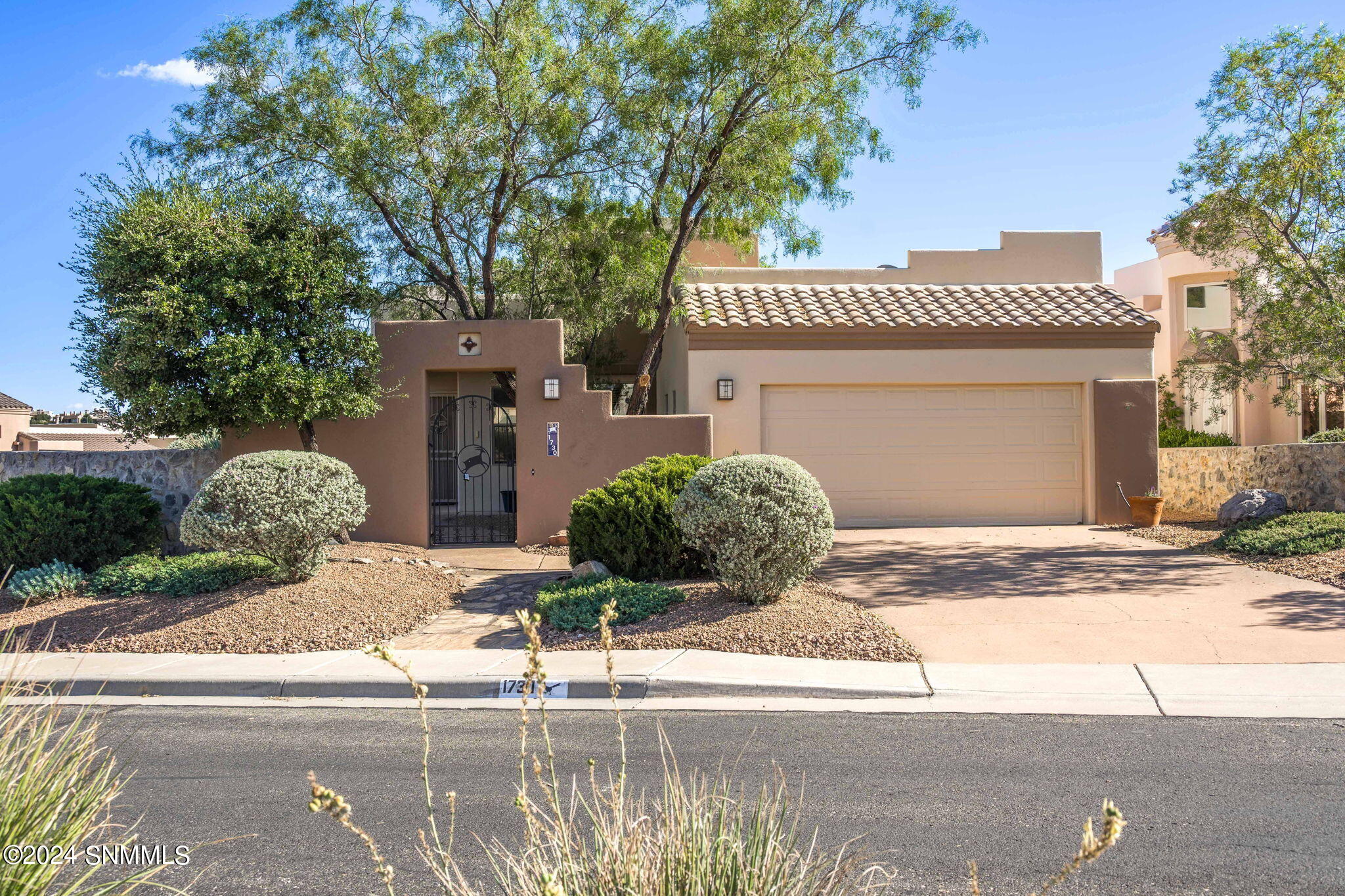 Stone Mountain Ln, Las Cruces, NM 88011