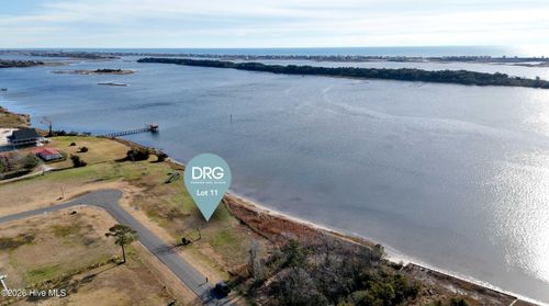 11-209 Bethea St, Holly Ridge, NC, 28445-7751 | Card Image