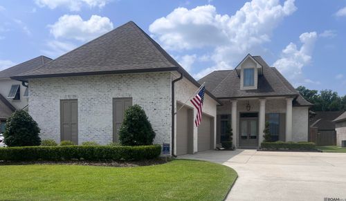 37543 Cypress Hollow Ave, Prairieville, LA, 70769-4455 | Card Image