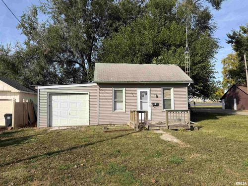 126 N 6th Ave, Canton, IL, 61520-2831 | Card Image