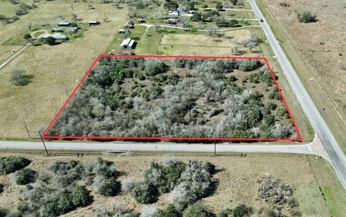 483 Highway 202, Refugio, TX, 78377-4453 | Card Image