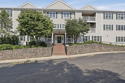 304-1 Lenox St, Norwood, MA, 02062-4285 | Card Image