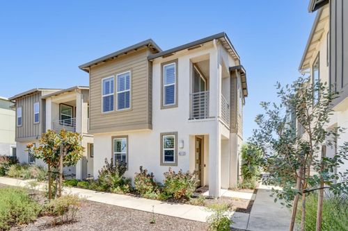 4312 Ocean Ln, Elk Grove, CA, 95757-2559 | Card Image