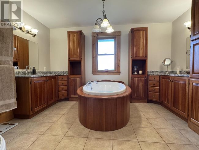 11125 Rte 6, House other with 5 bedrooms, 6 bathrooms and null parking in Clinton PE | Image 22