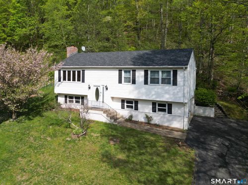 102 Metacomet Rd, Plainville, CT, 06062-1425 | Card Image