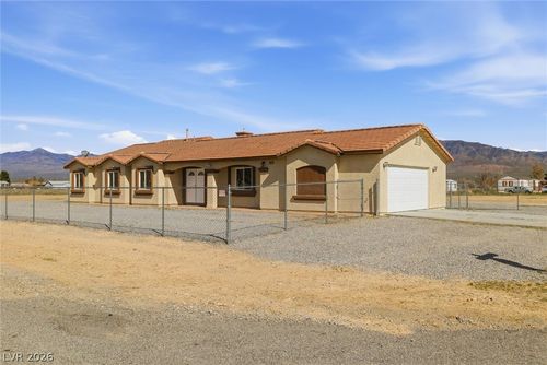 3281 N Woodchips Rd, Pahrump, NV, 89060-2599 | Card Image