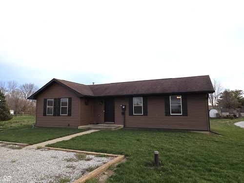 5241 W Marietta Railroad St, Shelbyville, IN, 46176-9082 | Card Image