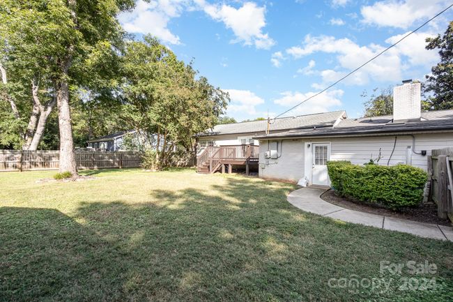 4301 Acorn St, House other with 3 bedrooms, 2 bathrooms and null parking in Charlotte NC | Image 20
