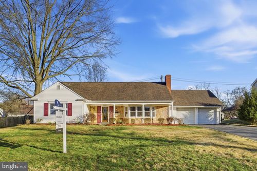 12413 Sarah Ln, BOWIE, MD, 20715-3111 | Card Image