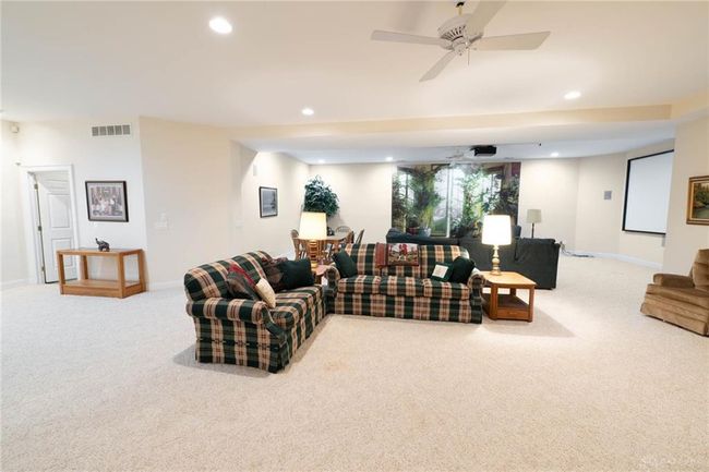 29 Governors Club Dr, House other with 2 bedrooms, 4 bathrooms and null parking in Xenia OH | Image 46