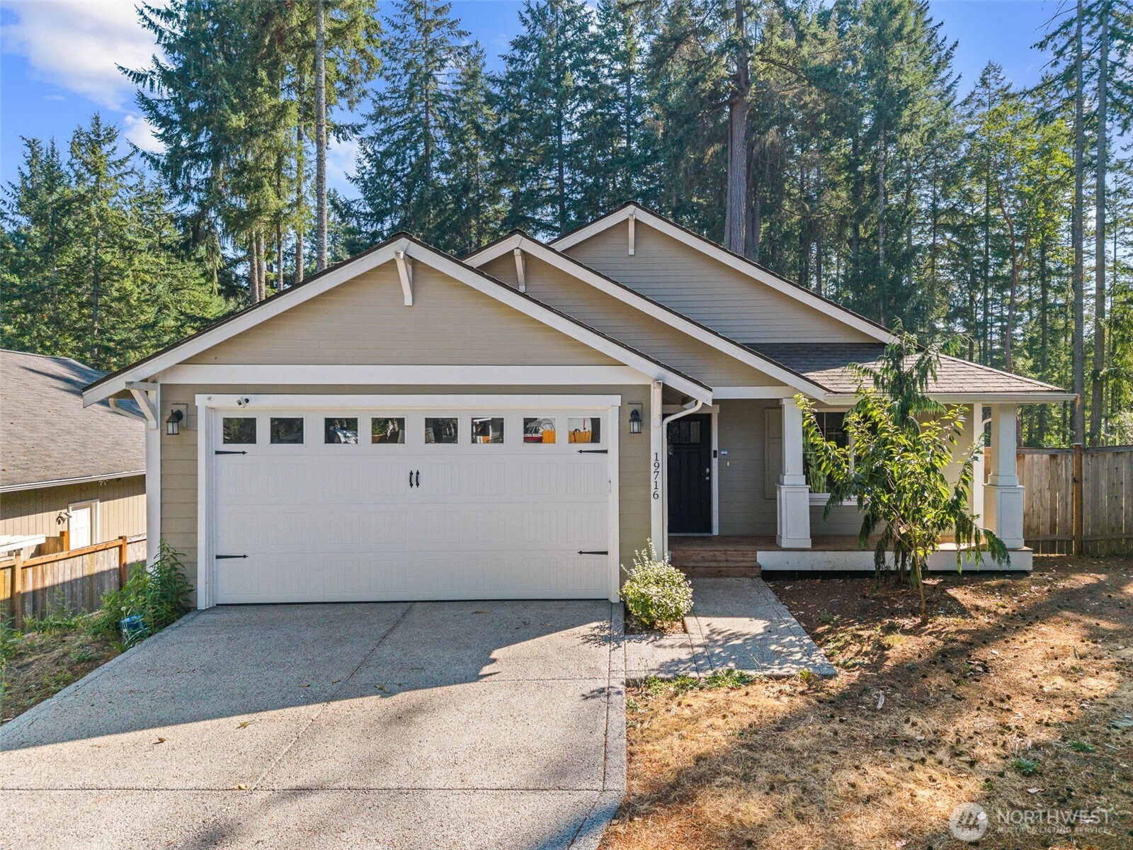 Residential in Lakebay