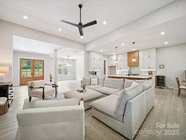 2108 Lakeview Cir, House other with 4 bedrooms, 4 bathrooms and null parking in Matthews NC | Image 8