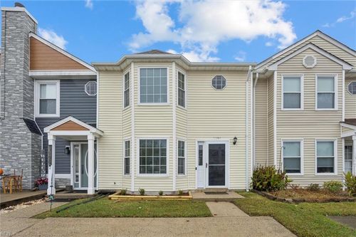 3004 Glastonbury Cir, Virginia Beach, VA, 23453-5534 | Card Image
