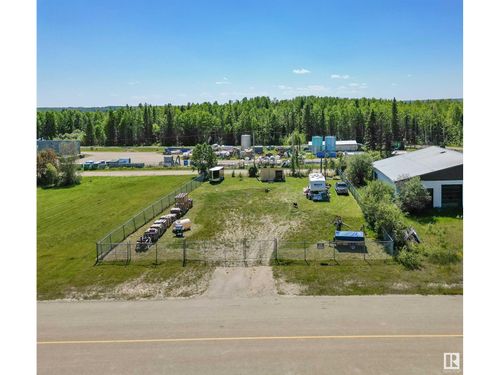 5126 50 St, Cynthia, AB, T0E0K0 | Card Image