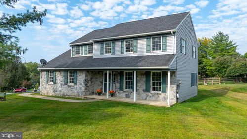 1 Brookwood Dr, LITITZ, PA, 17543-9463 | Card Image