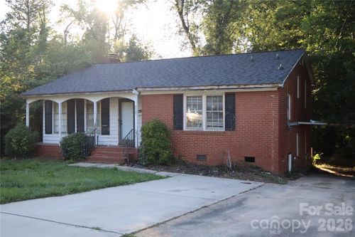5427 Kildare Dr, Charlotte, NC, 28215-2212 | Card Image