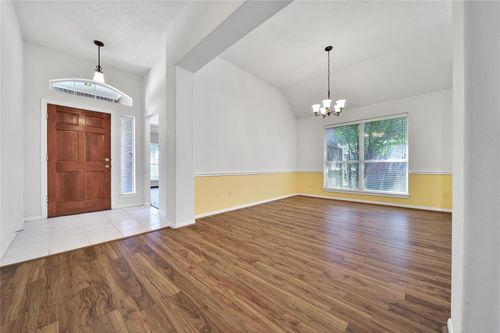 21744 York Timbers Dr, Kingwood, TX, 77339-2062 | Card Image