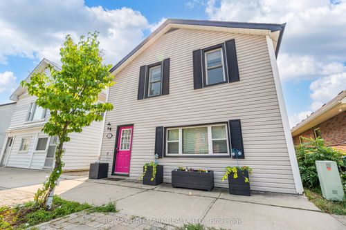 127 River St, Sunderland, ON, L0C1H0 | Card Image