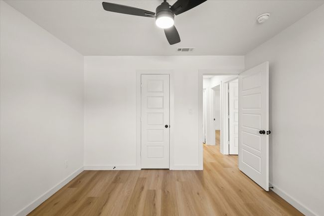 3932 Twin Falls St, House other with 4 bedrooms, 2 bathrooms and null parking in Irving TX | Image 23