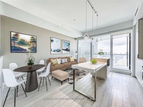 3210-197 Yonge St, Toronto, ON, M5B0C1 | Card Image