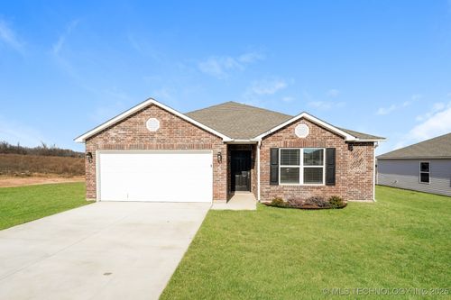 1118 Raven Dr, Claremore, OK, 74019-1845 | Card Image