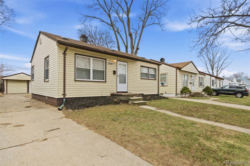 11310 Chalmers Avenue, Warren, MI, 48089 | Card Image